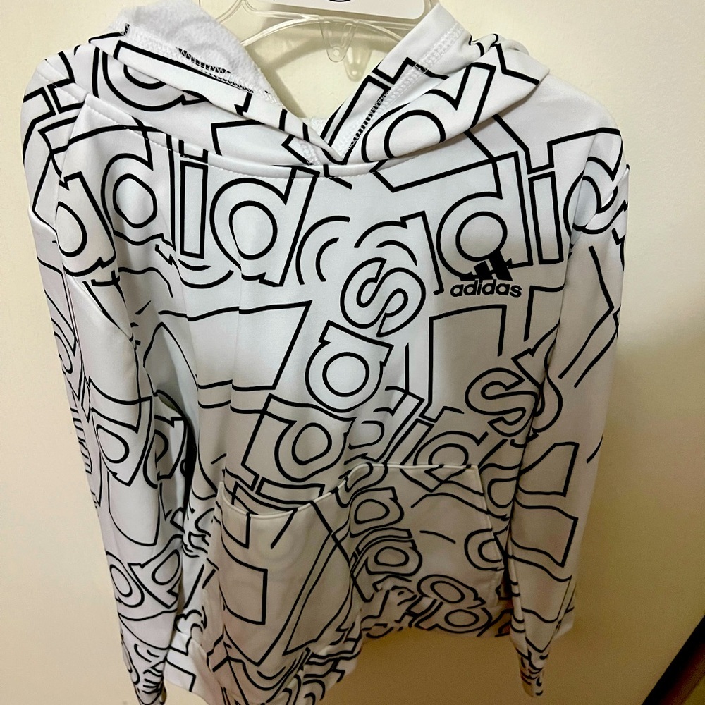 Boys size 8 Adidas hooded sweatshirt in great condition